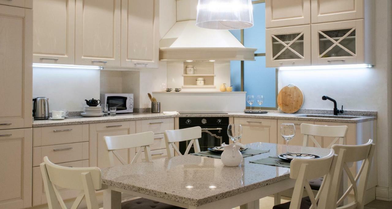 Joivy Splendid 3Br Apt With Parking And Terrace In Como Lake Como Exterior photo