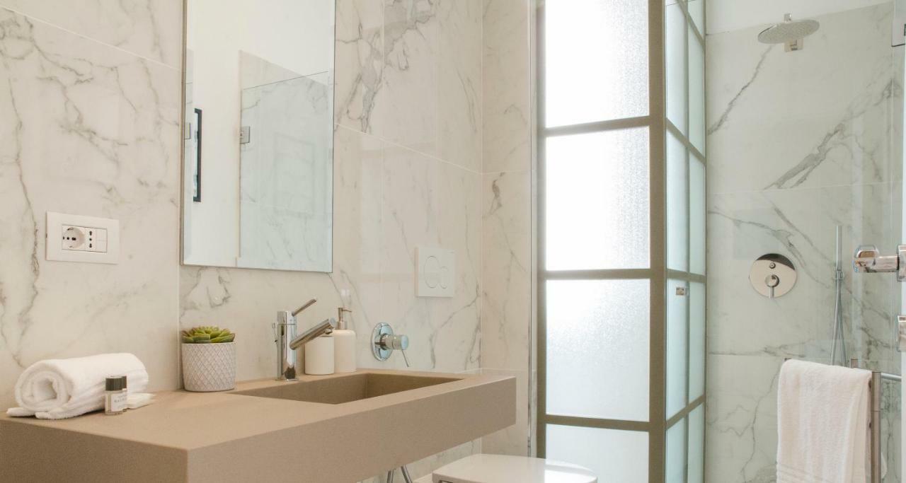 Joivy Splendid 3Br Apt With Parking And Terrace In Como Lake Como Exterior photo